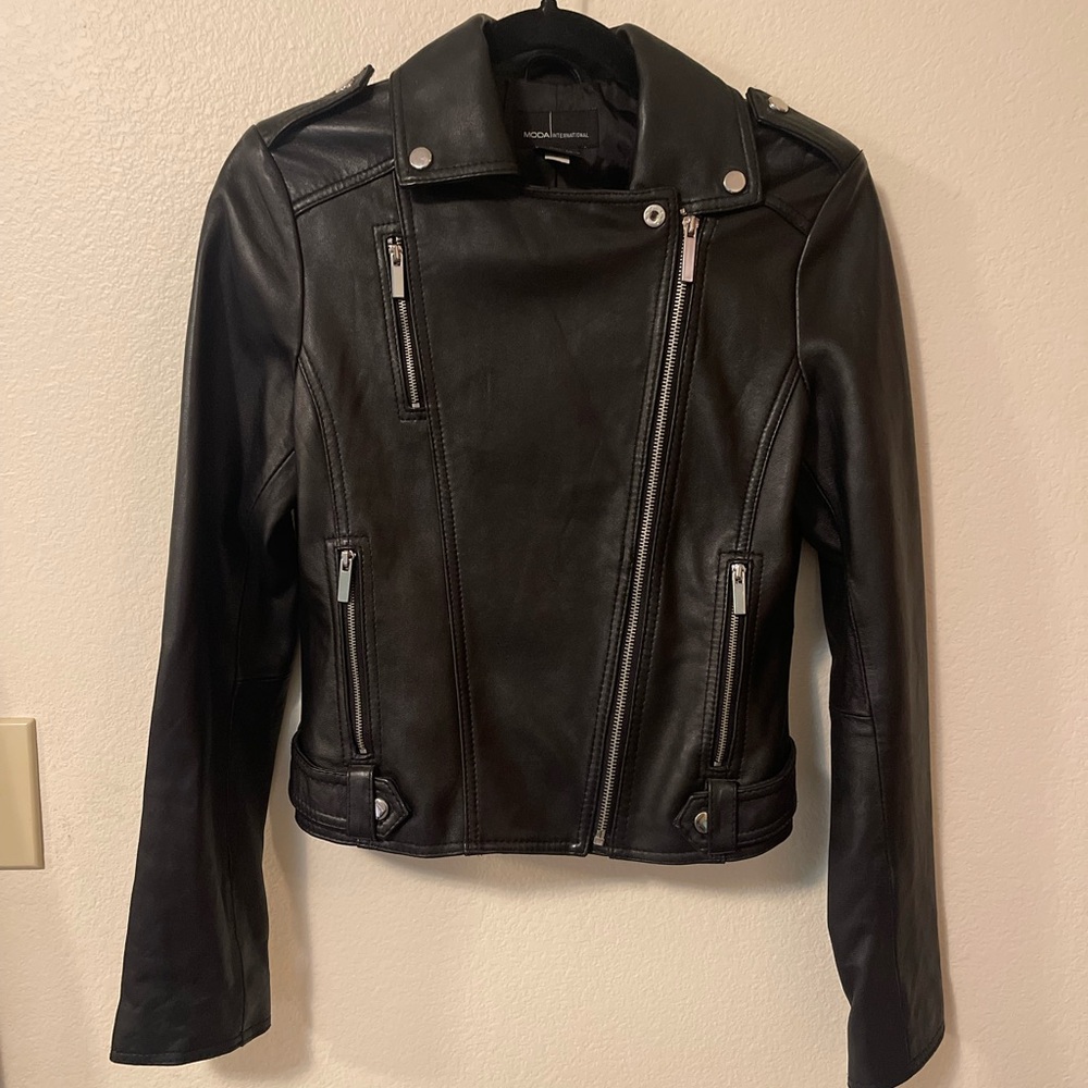 Moda International Black Leather Biker Jacket